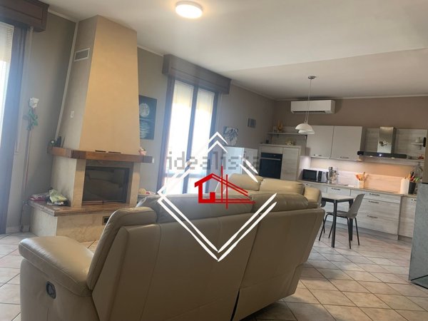 appartamento in vendita a Campagnola Emilia