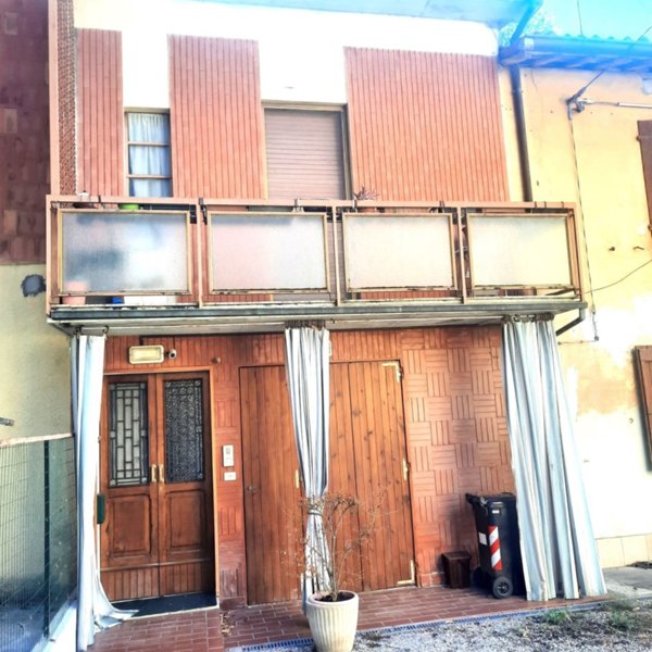 casa indipendente in vendita a Campagnola Emilia