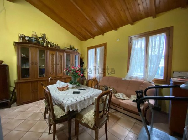 appartamento in vendita a Campegine in zona Case Cocconi