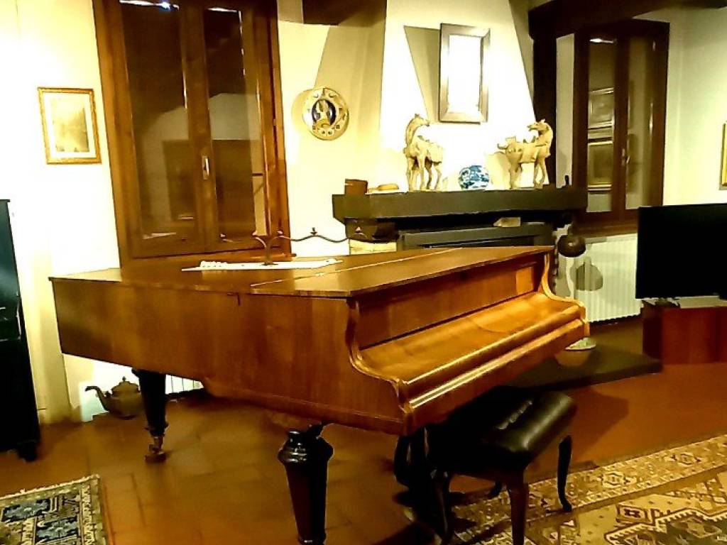 casa indipendente in vendita a Campegine in zona Caprara