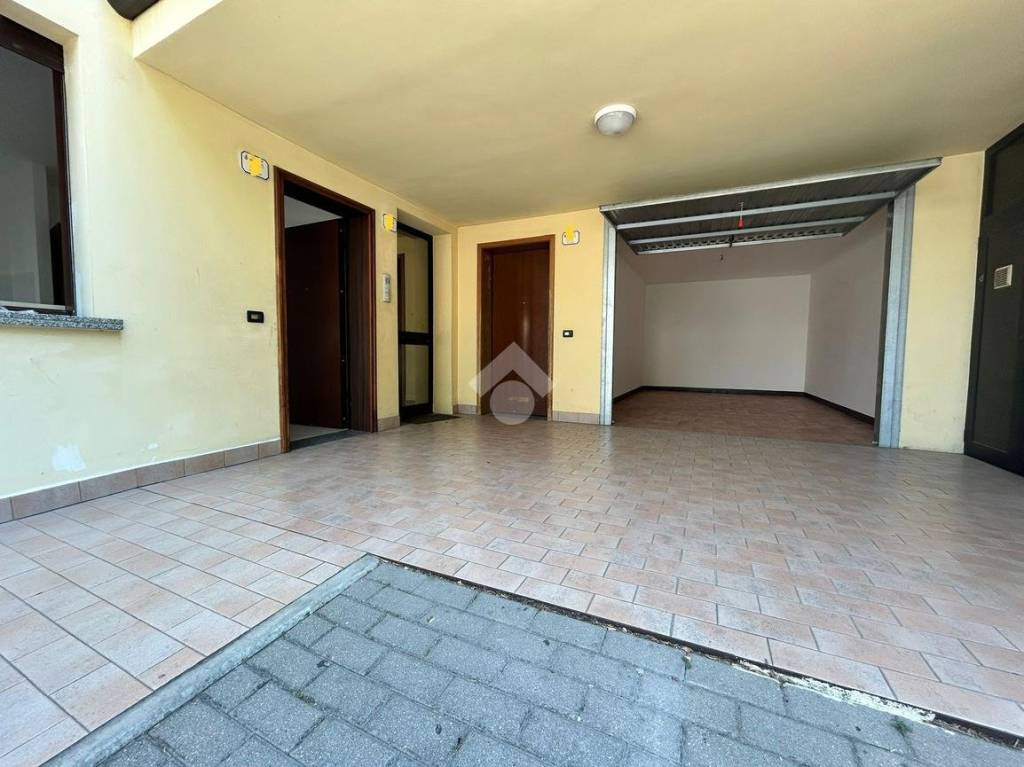 appartamento in vendita a Campegine in zona Case Cocconi