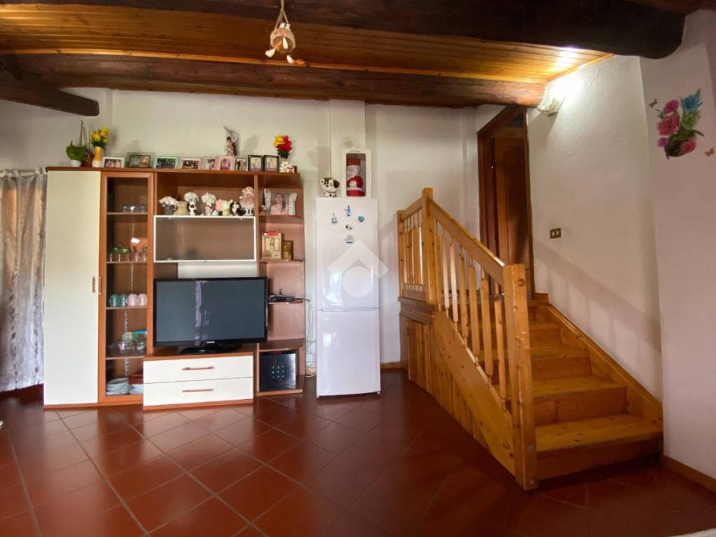 appartamento in vendita a Campegine in zona Case Cocconi