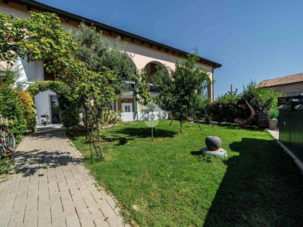 casa indipendente in vendita a Campegine