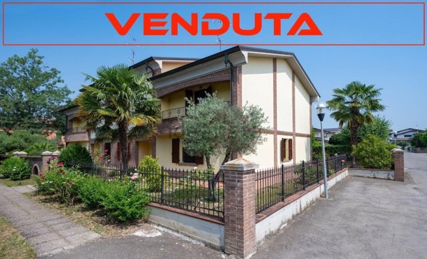 casa indipendente in vendita a Campegine