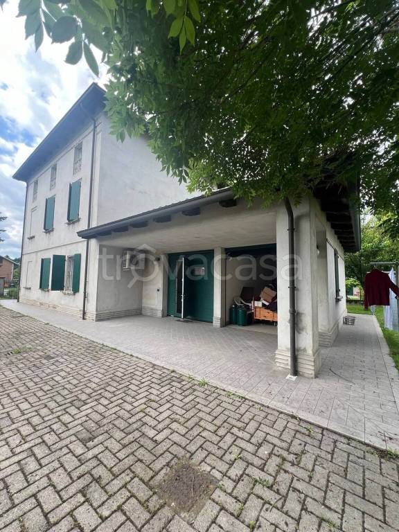 casa indipendente in vendita a Campegine