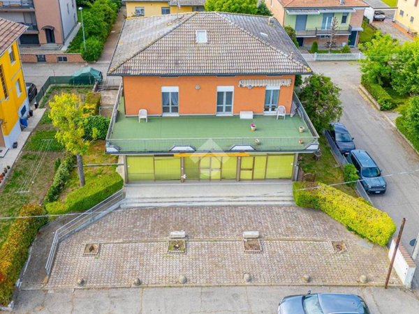 casa indipendente in vendita a Campegine