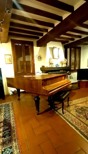 casa indipendente in vendita a Campegine in zona Caprara