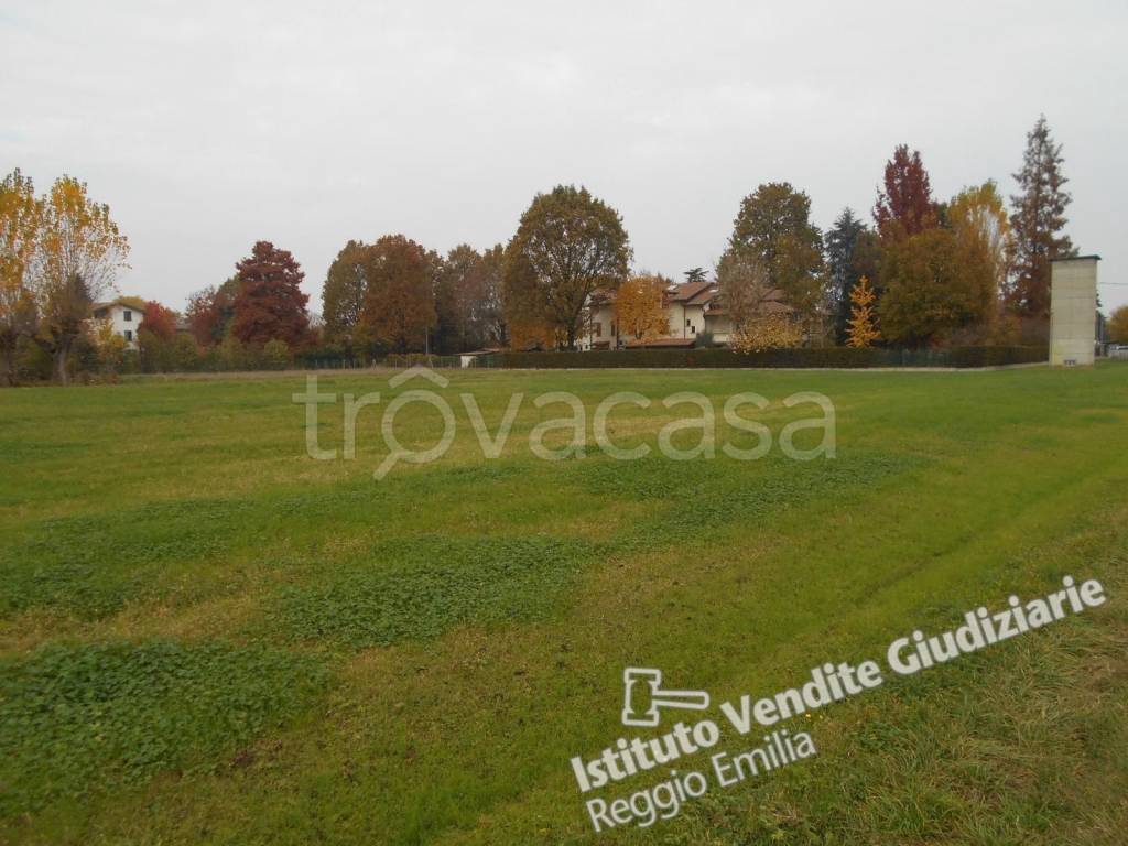 terreno edificabile in vendita a Campegine in zona Caprara