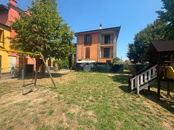 appartamento in vendita a Campegine in zona Case Cocconi