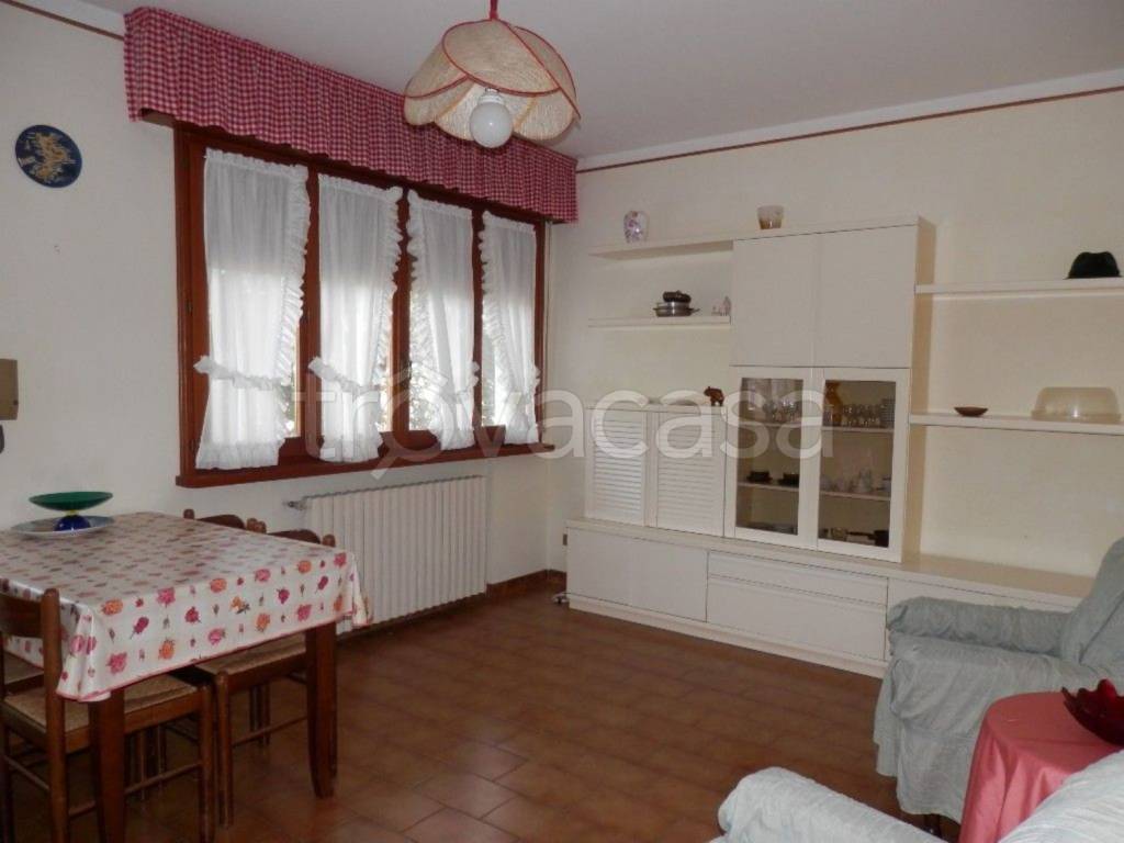 appartamento in vendita a Carpineti in zona Colombaia Secchia