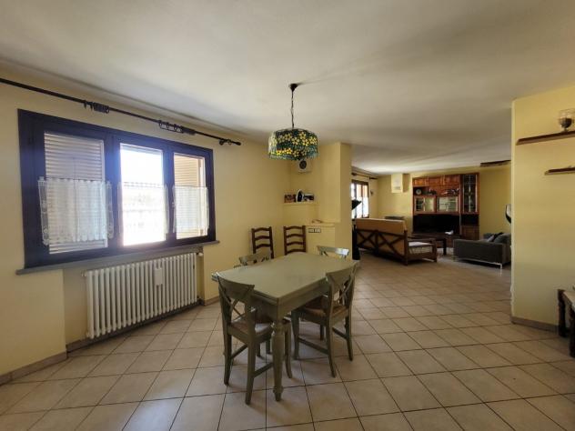 appartamento in vendita a Carpineti in zona Valestra