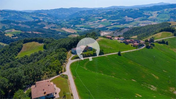 casa indipendente in vendita a Carpineti
