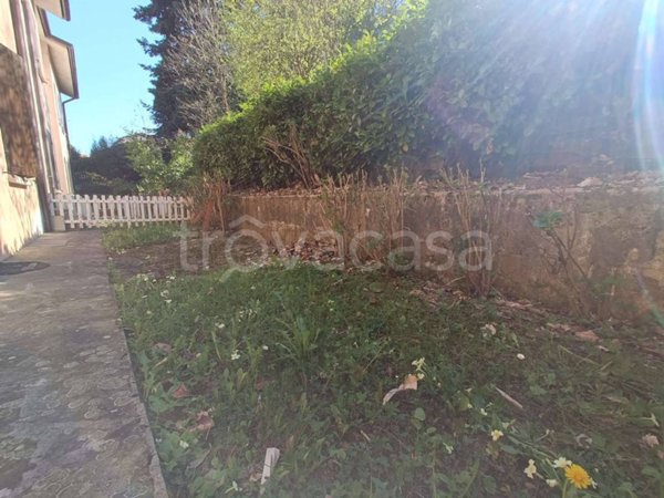 appartamento in vendita a Carpineti in zona Marola