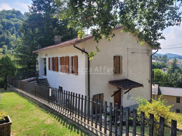 appartamento in vendita a Carpineti