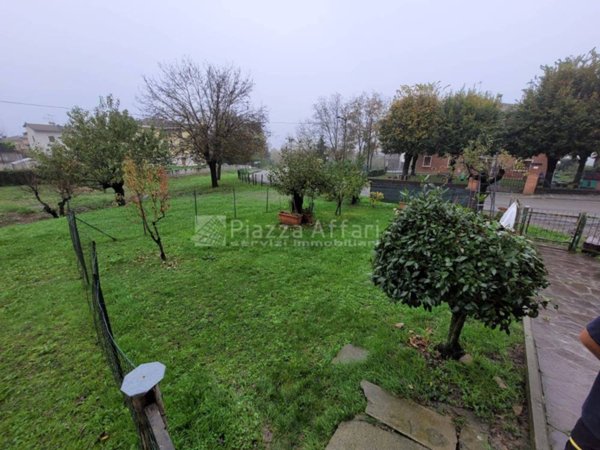 casa indipendente in vendita a Carpineti