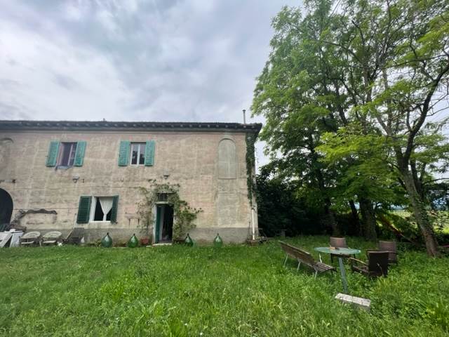 appartamento in vendita a Carpineti in zona San Donnino