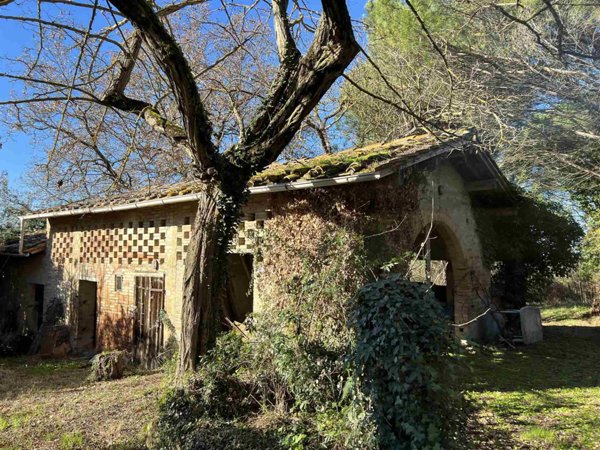 casa indipendente in vendita a Carpineti in zona San Donnino