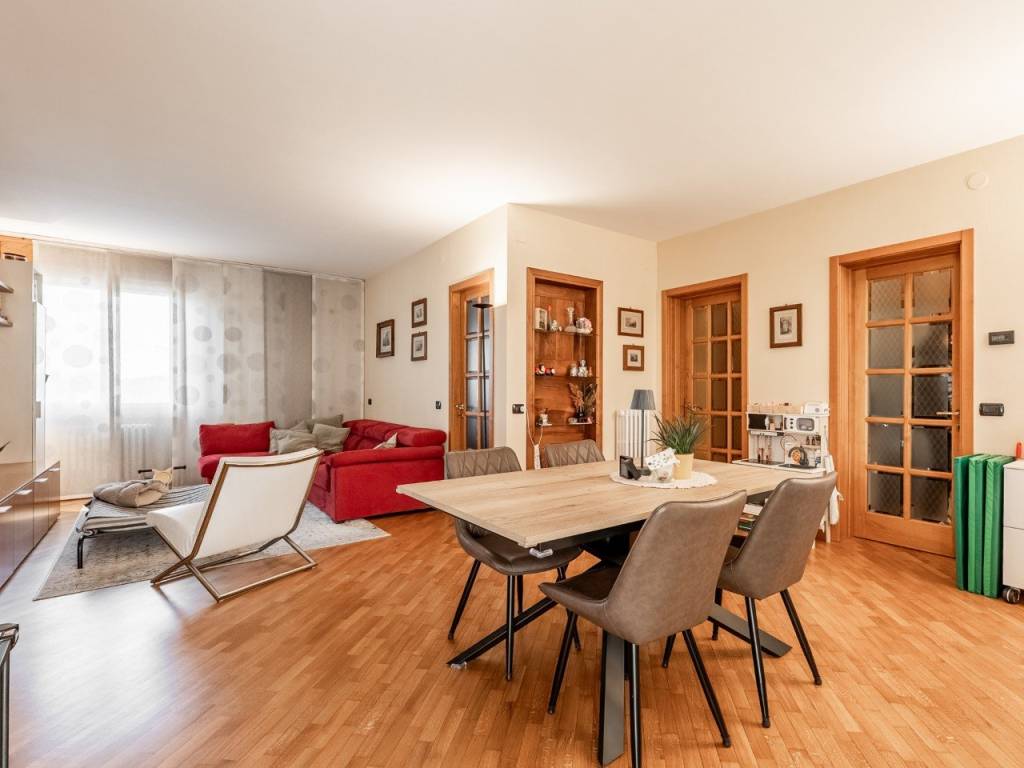 appartamento in vendita a Carpineti