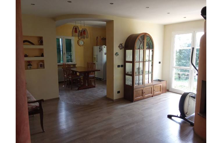 casa indipendente in vendita a Carpineti in zona Cantigalli