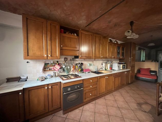 casa indipendente in vendita a Carpineti in zona San Donnino