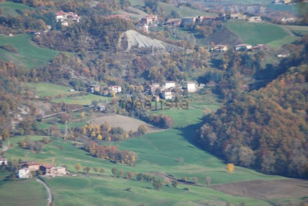 appartamento in vendita a Carpineti in zona Saccaggio