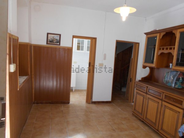 casa indipendente in vendita a Carpineti in zona Ca' de Beretti