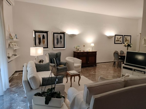 casa indipendente in vendita a Carpineti in zona San Donnino
