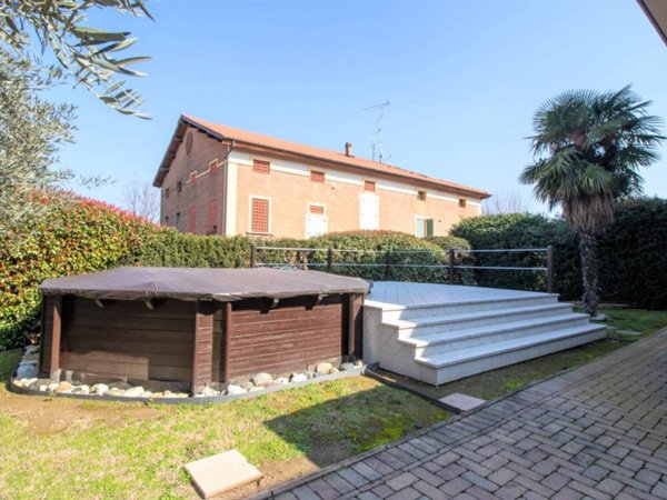 casa indipendente in vendita a Casalgrande