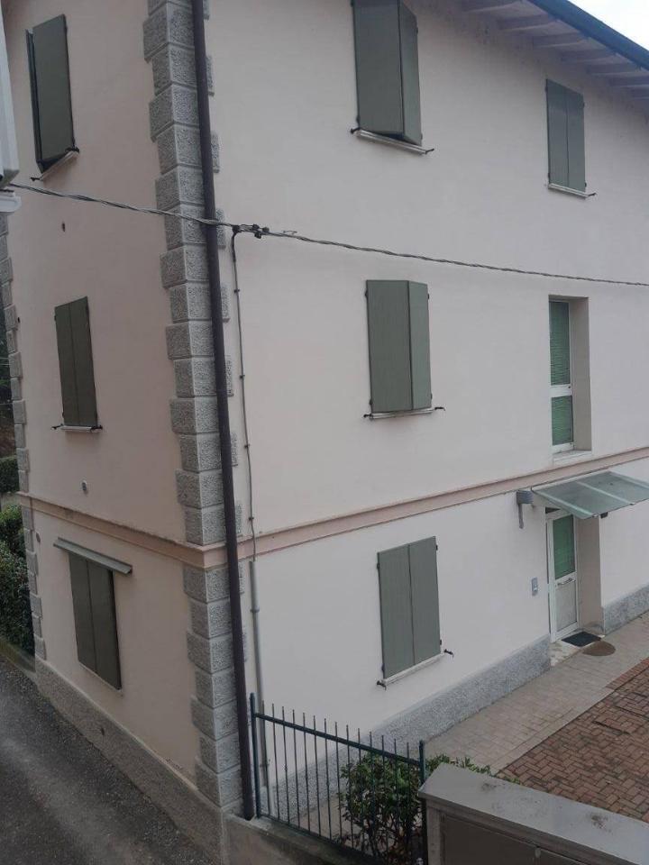 appartamento in vendita a Casalgrande in zona Veggia