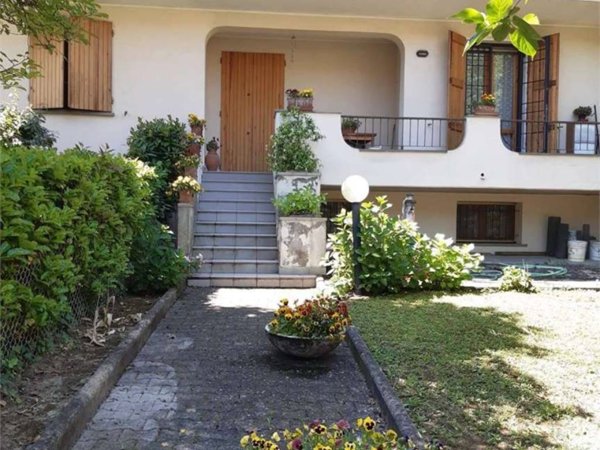 casa indipendente in vendita a Casalgrande