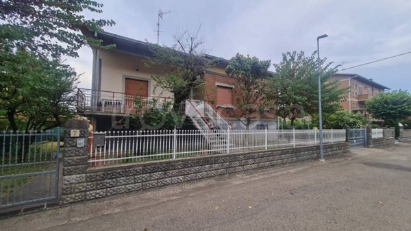 casa indipendente in vendita a Casalgrande