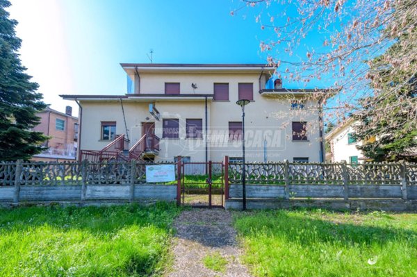 casa indipendente in vendita a Casalgrande