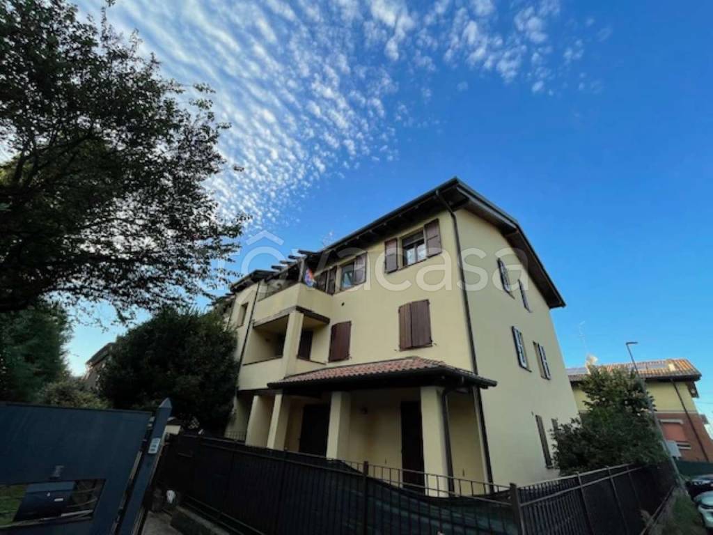 appartamento in vendita a Casalgrande in zona Salvaterra