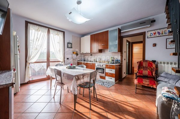appartamento in vendita a Casalgrande in zona Villalunga