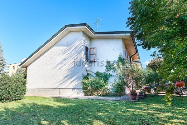 casa indipendente in vendita a Casalgrande