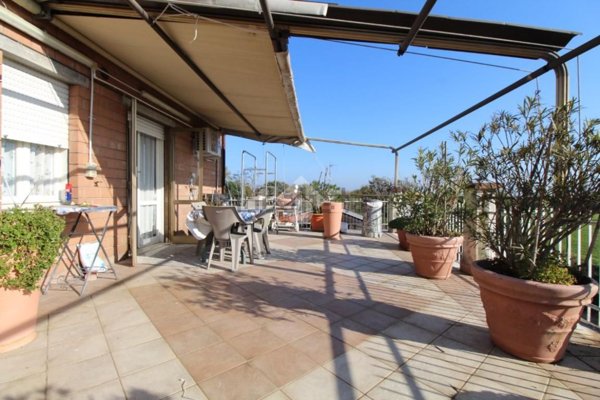 appartamento in vendita a Casalgrande in zona Sant'Antonino