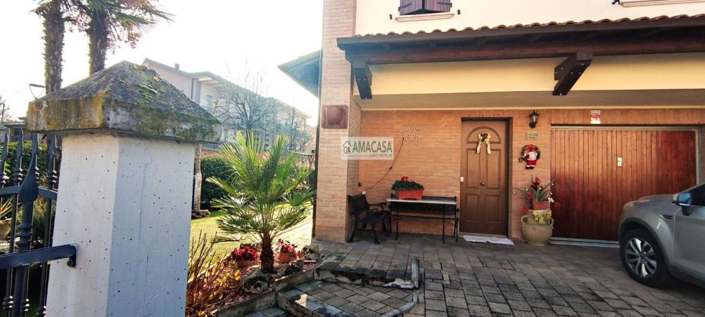 casa indipendente in vendita a Casalgrande