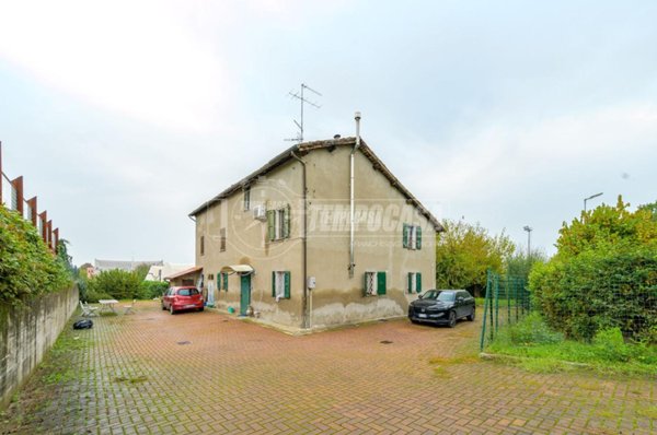 casa indipendente in vendita a Casalgrande