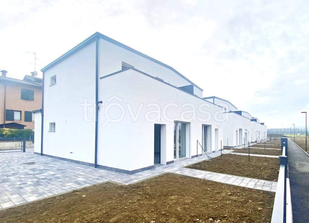 casa indipendente in vendita a Casalgrande in zona Salvaterra
