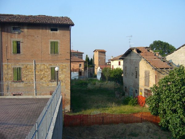 appartamento in vendita a Casalgrande in zona Veggia