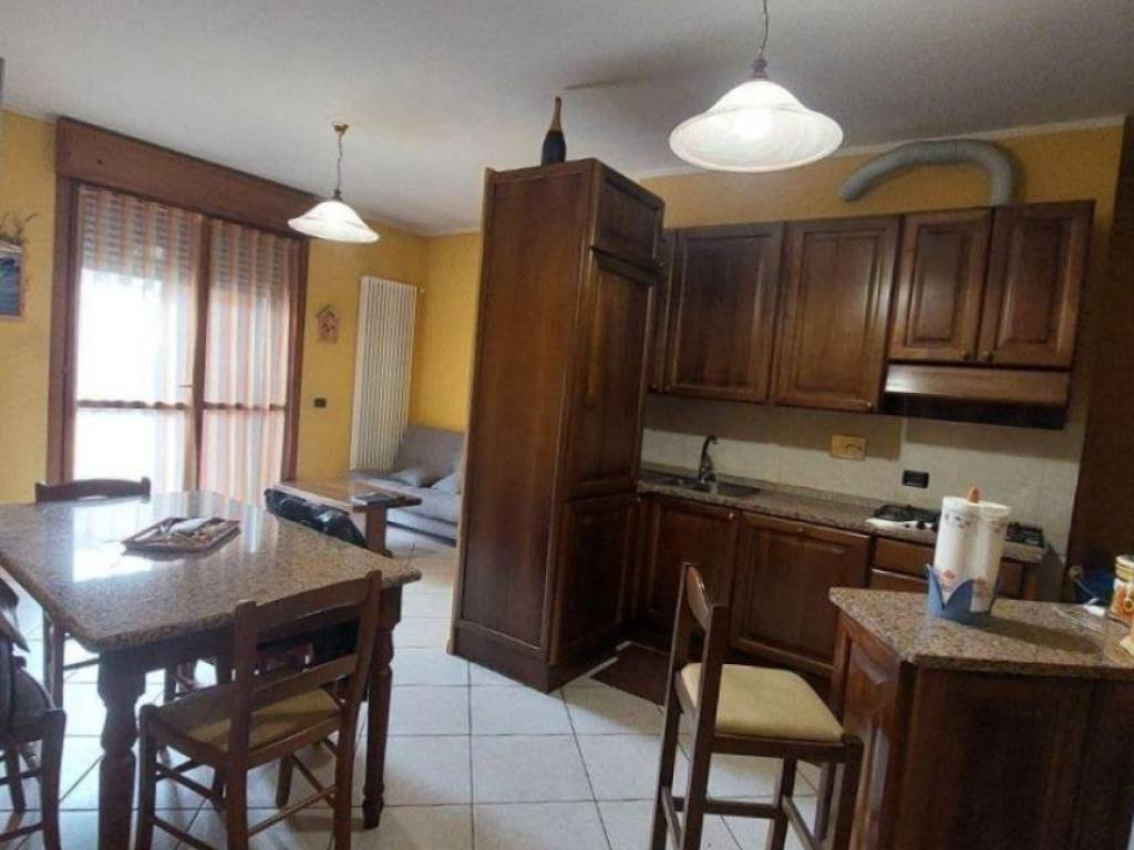 appartamento in vendita a Casalgrande in zona Veggia