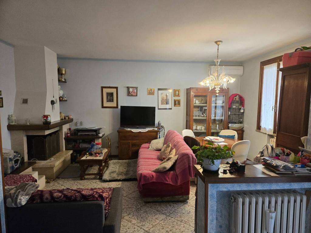 casa indipendente in vendita a Casalgrande