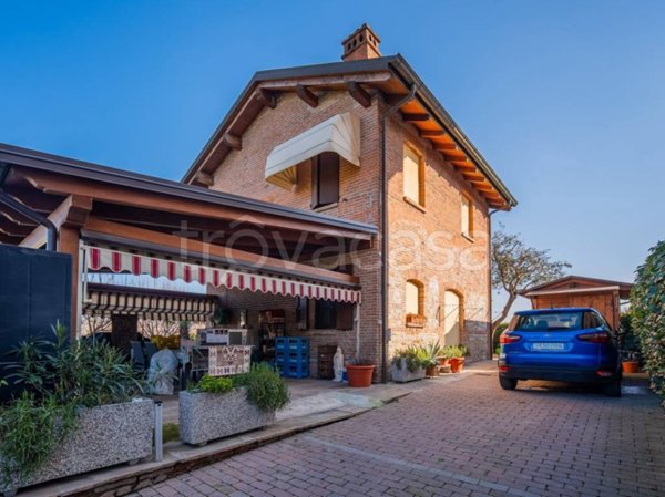 casa indipendente in vendita a Casalgrande