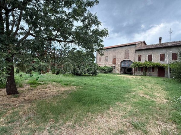 casa indipendente in vendita a Casalgrande