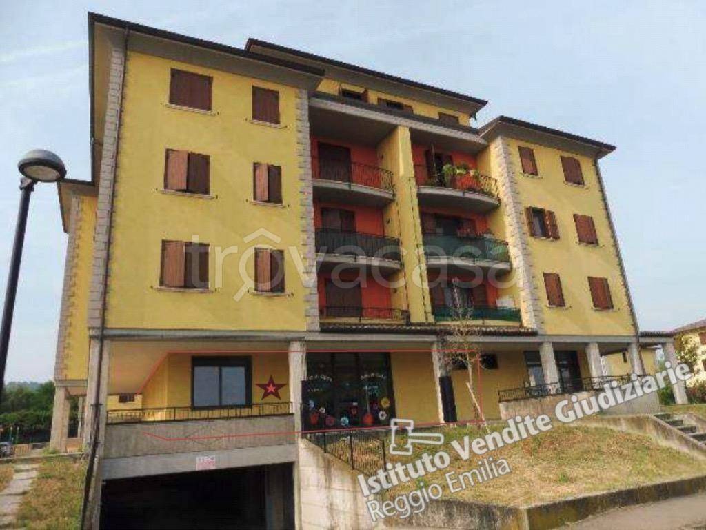 negozio in vendita a Casalgrande