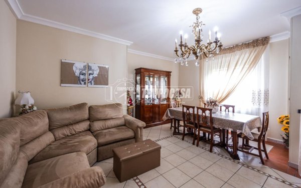 appartamento in vendita a Casalgrande in zona Salvaterra