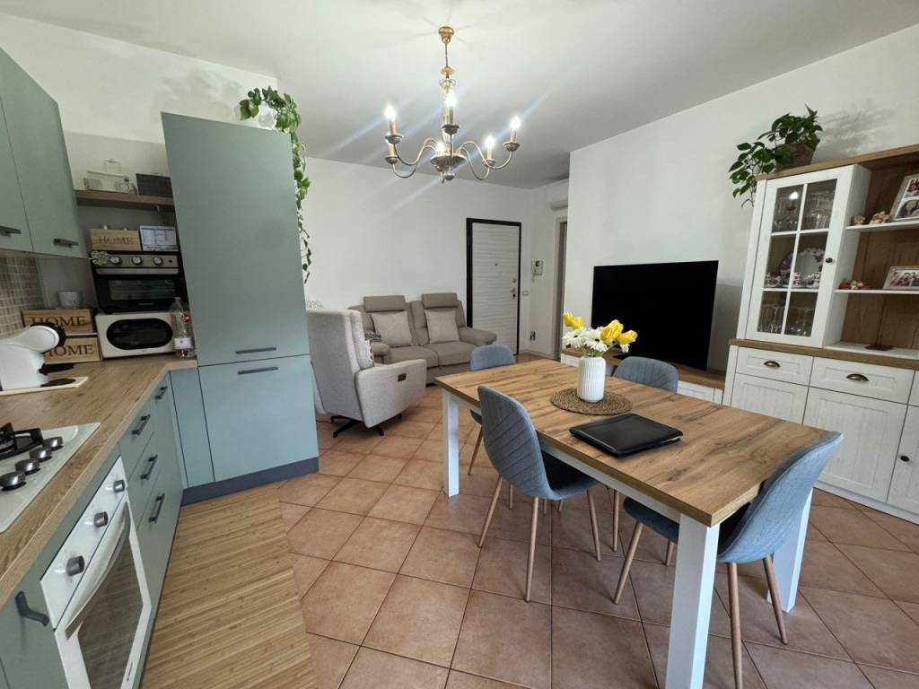appartamento in vendita a Casalgrande in zona Salvaterra
