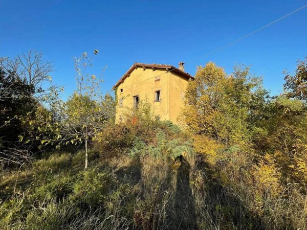 casa indipendente in vendita a Casalgrande in zona Dinazzano