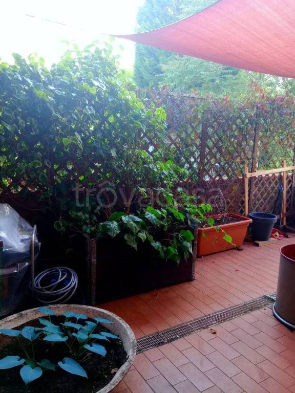 appartamento in vendita a Casalgrande in zona Veggia