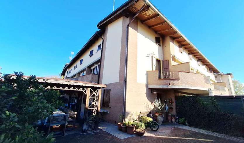 casa indipendente in vendita a Casalgrande